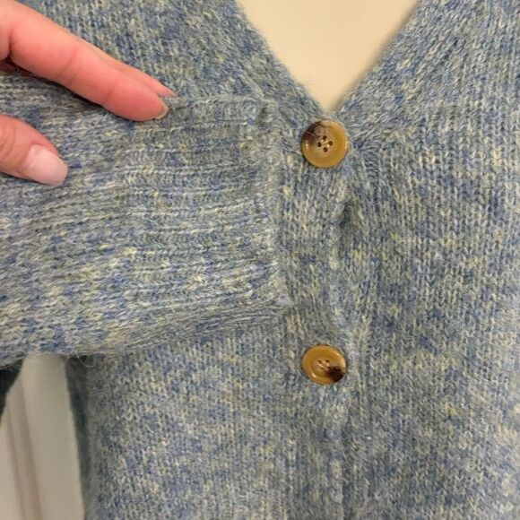 NEW TAHARI Cropped V-Neck Cardigan Blue Green Women’s Size Medium Spring Fall - Picture 4 of 10